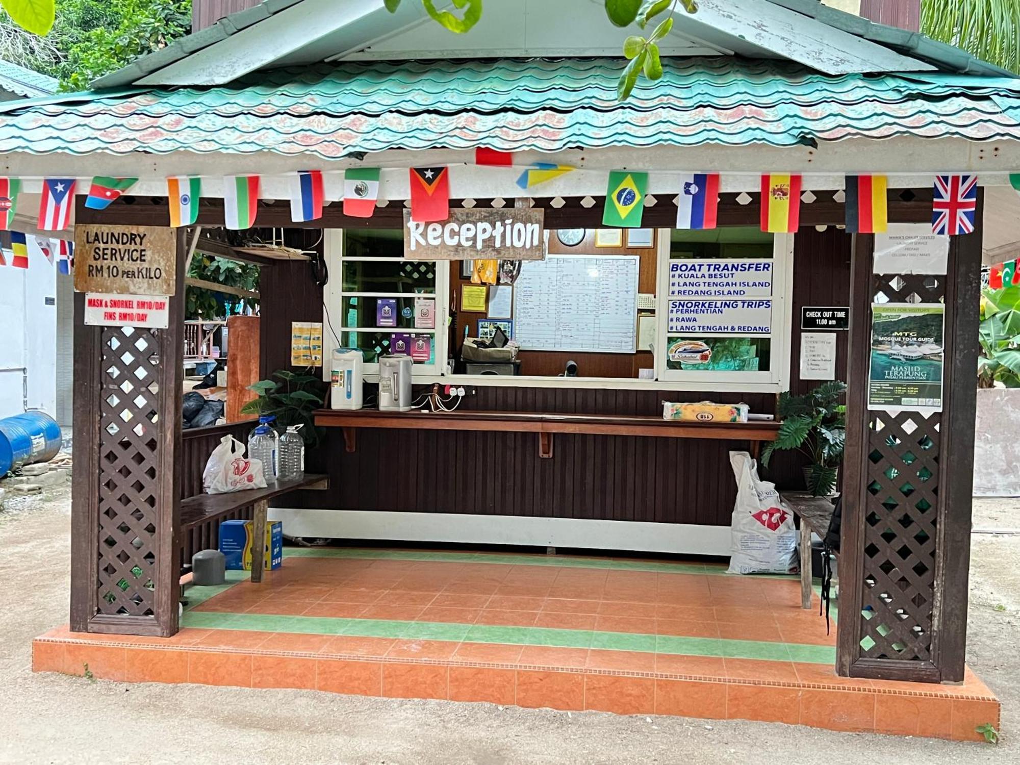 Mama'S Chalet Pulau Perhentian Besar Kampong Pasir Hantu Exterior photo