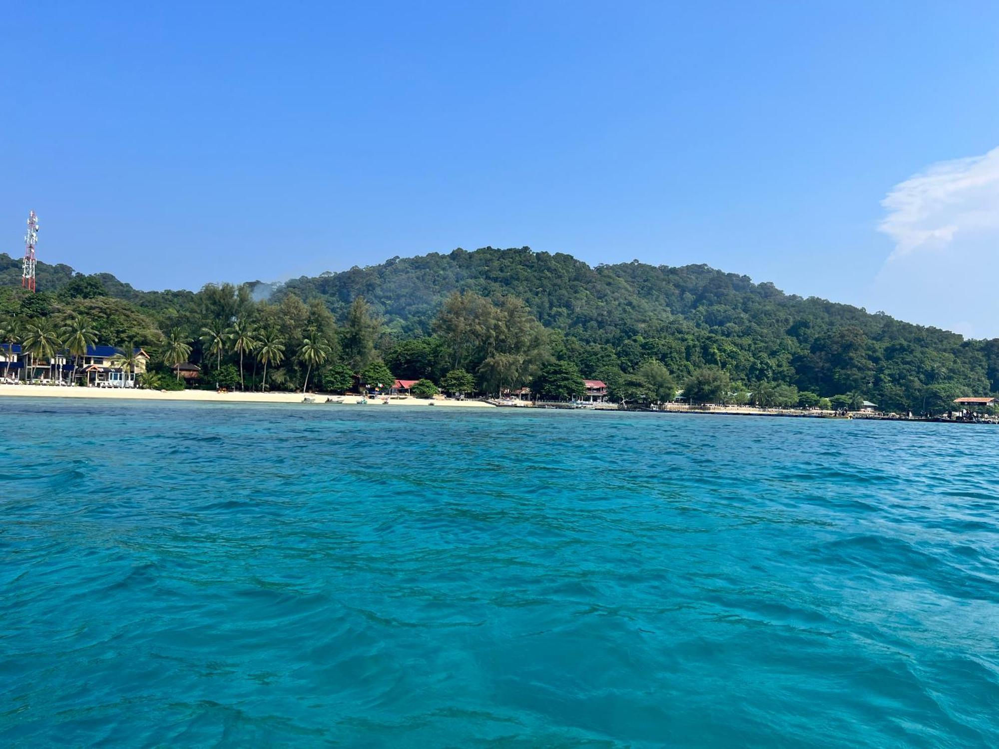 Mama'S Chalet Pulau Perhentian Besar Kampong Pasir Hantu Exterior photo