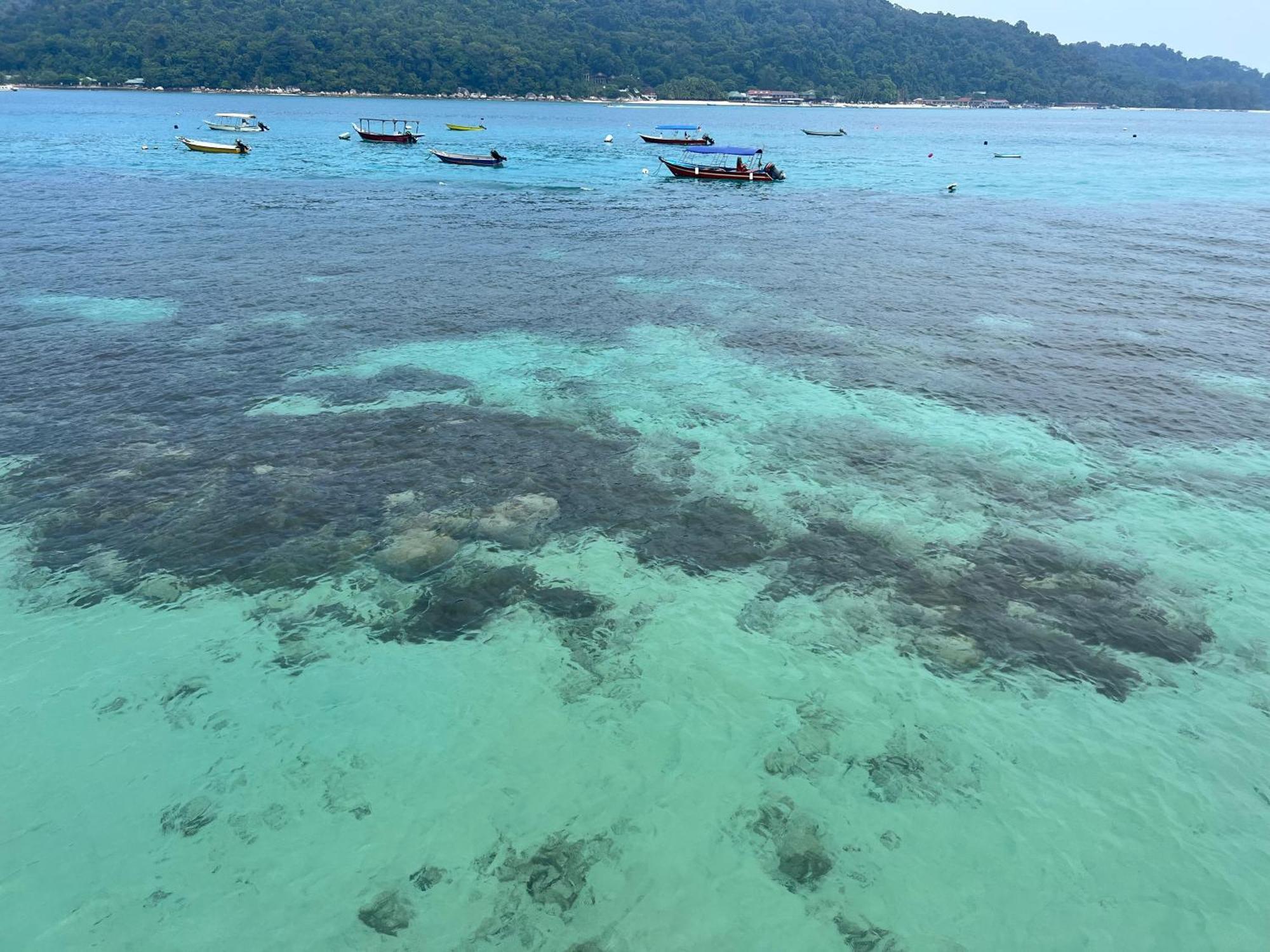 Mama'S Chalet Pulau Perhentian Besar Kampong Pasir Hantu Exterior photo