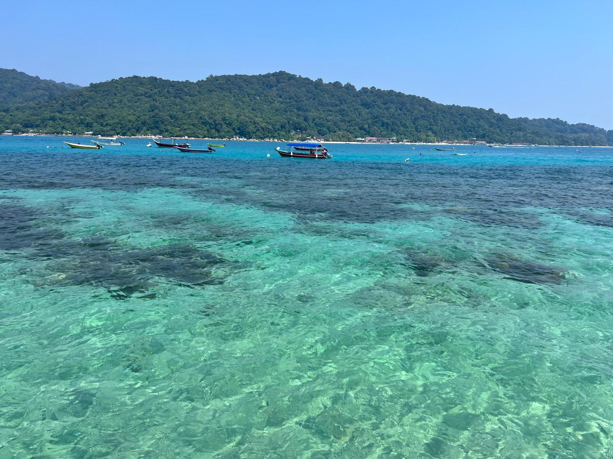 Mama'S Chalet Pulau Perhentian Besar Kampong Pasir Hantu Exterior photo